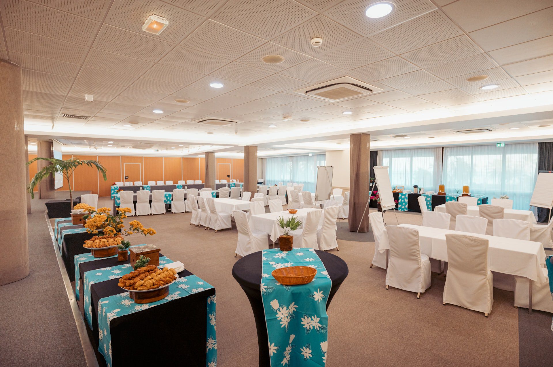 Réunion en salle Hibiscus Tipanie